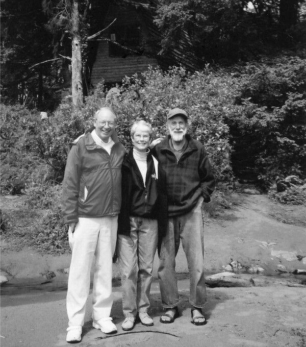 Howard & Lynn McDiarmid and Henry Nolla on Chesterman Beach